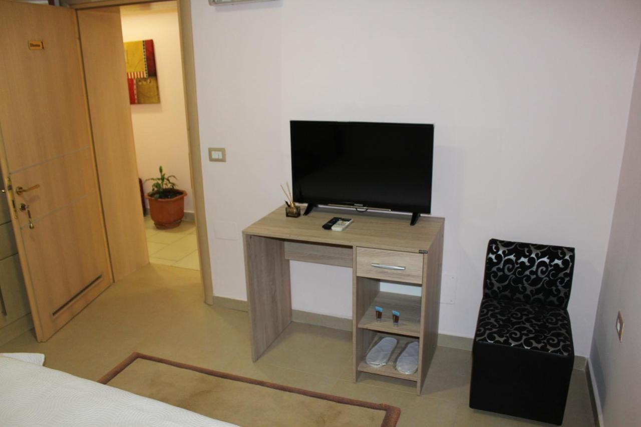 טיראנה Hotel Piemonte מראה חיצוני תמונה